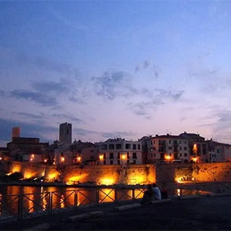 Apartmán Vieille - Centre Historique & *